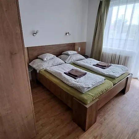 Relax Ladná